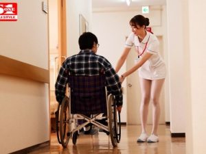 Bệnh nhân số hưởng được chén nữ y tá Ichika Hoshimiya nứng lồn